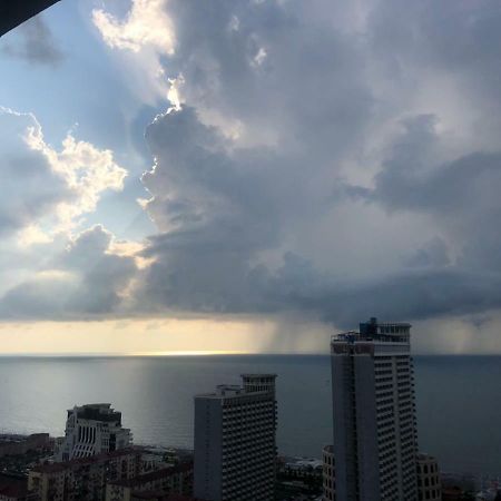 Pirosmani Mini Hotel Batumi Ngoại thất bức ảnh