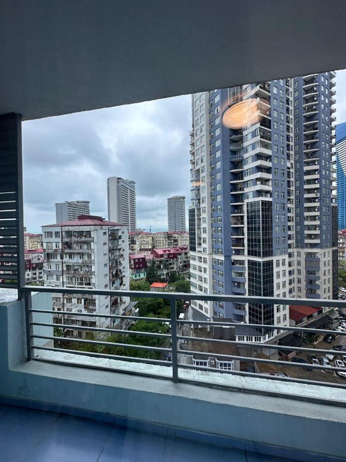 Pirosmani Mini Hotel Batumi Ngoại thất bức ảnh