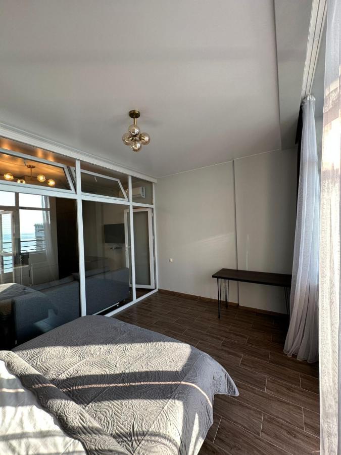 Pirosmani Mini Hotel Batumi Ngoại thất bức ảnh