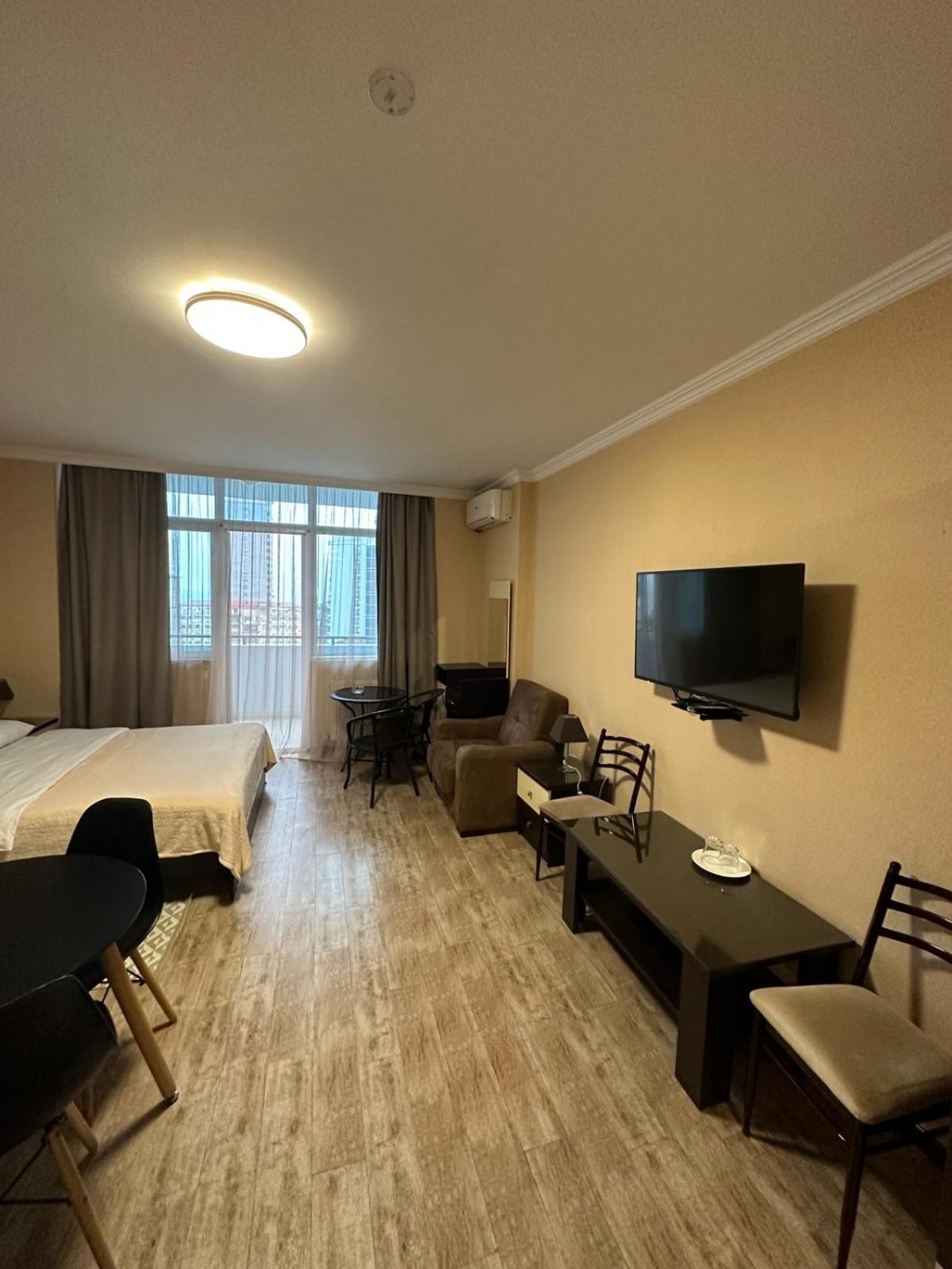 Pirosmani Mini Hotel Batumi Ngoại thất bức ảnh