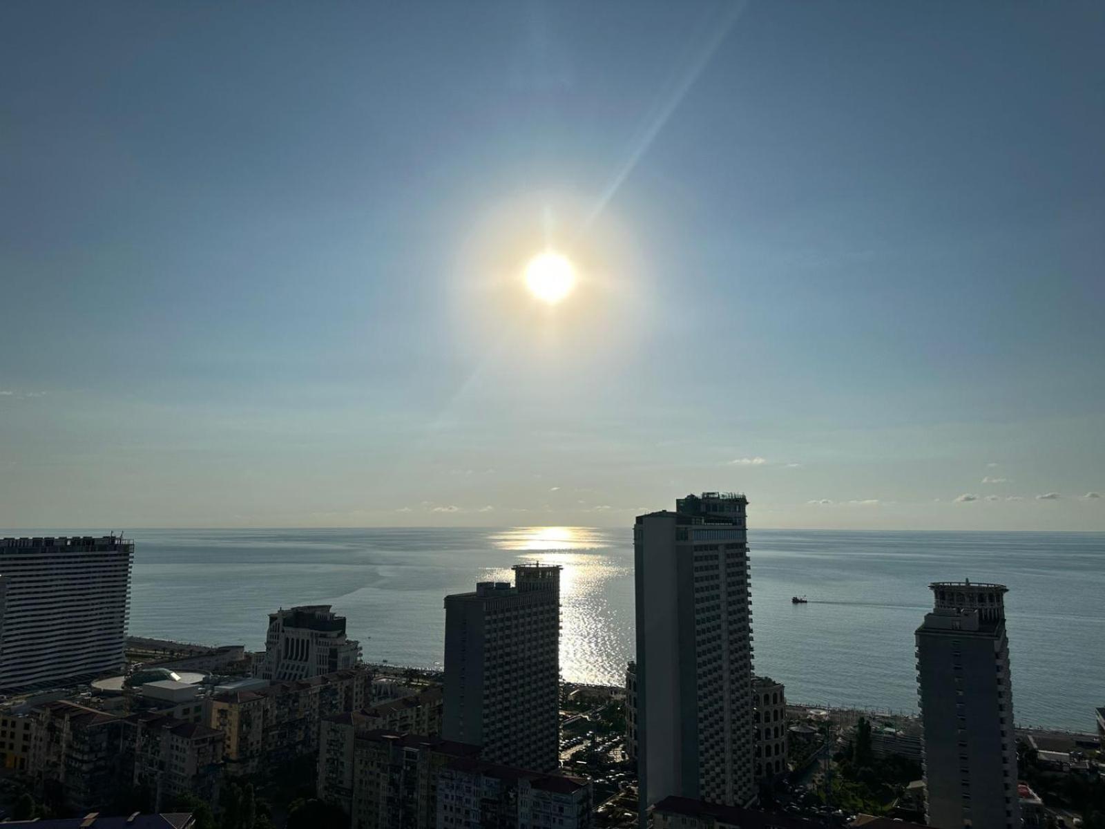 Pirosmani Mini Hotel Batumi Ngoại thất bức ảnh