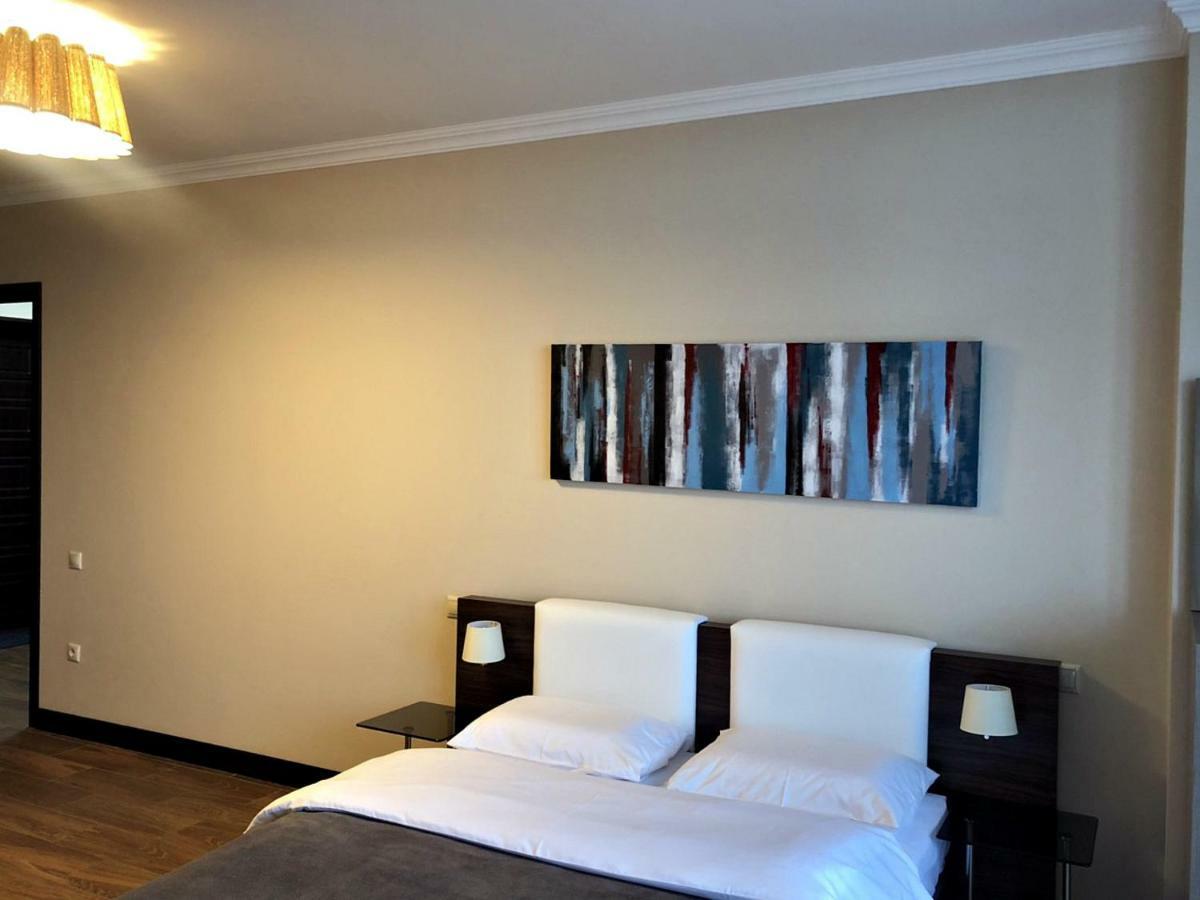 Pirosmani Mini Hotel Batumi Ngoại thất bức ảnh
